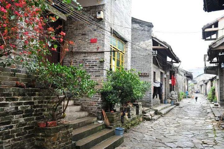 神圣的石像